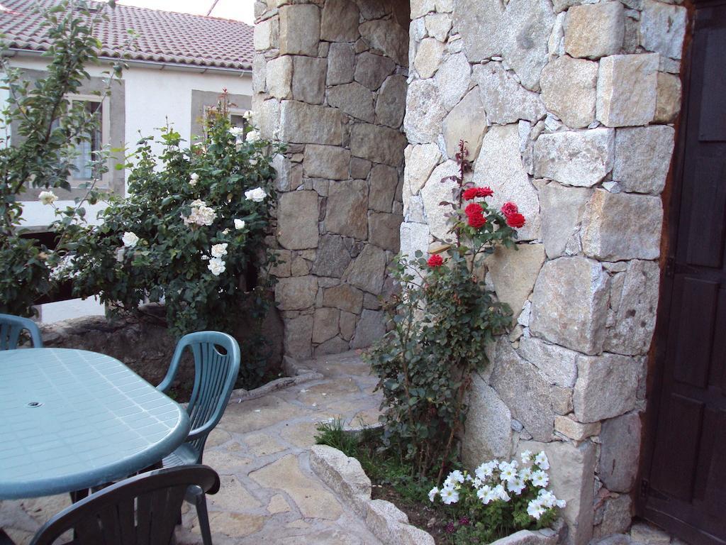 Artesano I Y III ξενώνας Navarredonda de Gredos Εξωτερικό φωτογραφία